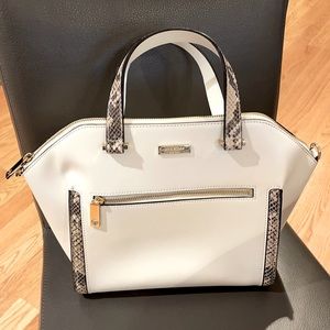 Kate Spade, removable strap, no stains, winter white snake print. Gold hardware